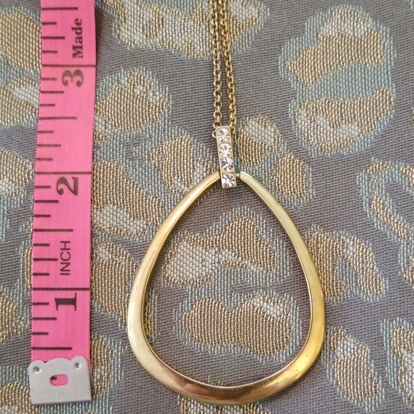 2/$25 T Tahari Gold 18" Choker - Picture 4 of 4